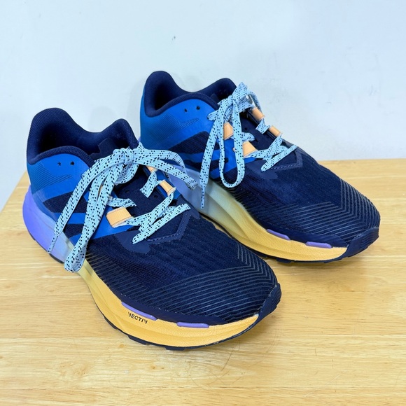 NWB The North Face Vectiv Eminus Banff Blue Sneaker Tennis Shoes Womens Size 8M - Picture 2 of 12